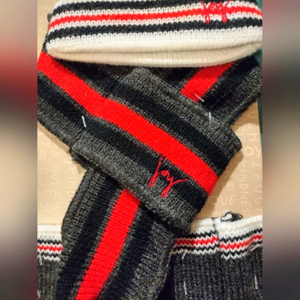 NWT Ellen DeGeneres 3pk Winter 